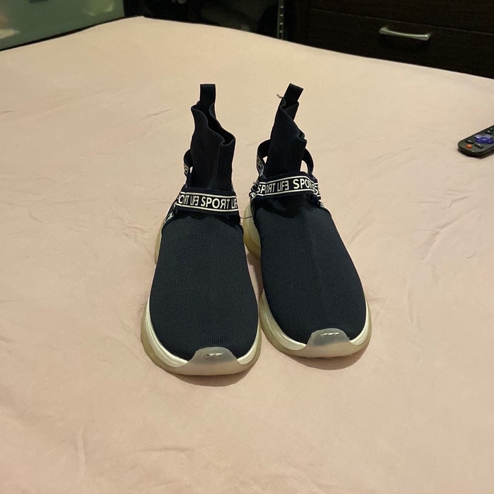 Zara  navy sneakers size 38